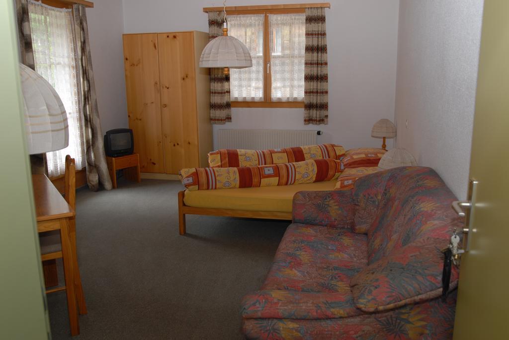Hotel Reich Thusis Room photo